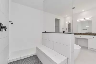 5616 Savyon Drive, Houston, TX 77091 - Photo 9