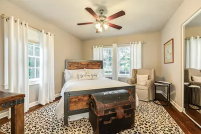 4824 Crockett Boulevard, Galveston, TX 77551 - Photo 11
