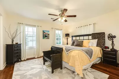 4824 Crockett Boulevard, Galveston, TX 77551 - Photo 9