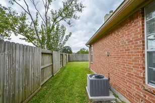 14027 Wheatbridge Dr, Houston, TX 77041 - Photo 5