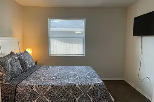 2010 Caplin St, Houston, TX 77026 - Photo 9