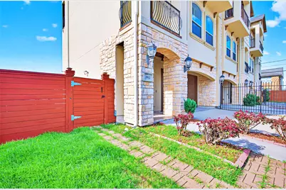 3912 Ennis Street, Houston, TX 77004 - Photo 3