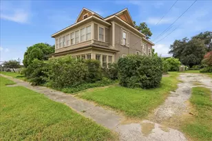 605 3rd St, Orange, TX 77630 - Photo 7