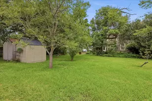 605 3rd St, Orange, TX 77630 - Photo 39