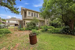 605 3rd St, Orange, TX 77630 - Photo 37