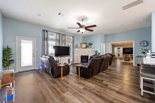 6810 Arlington Dr, Manvel, TX 77578 - Photo 11