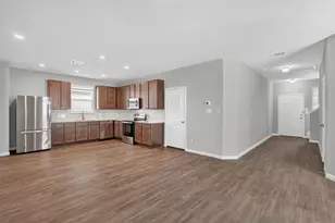 4702 Los Pines Way, Bryan, TX 77807 - Photo 3