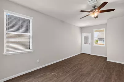 4702 Los Pines Way Way, Bryan, TX 77807 - Photo 13
