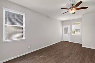 4702 Los Pines Way, Bryan, TX 77807 - Photo 13