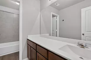 4702 Los Pines Way, Bryan, TX 77807 - Photo 35