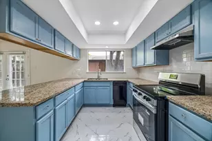 10278 Hammerly Blvd, Houston, TX 77043 - Photo 5