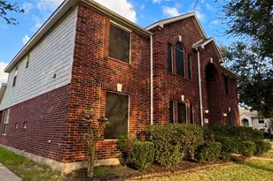 14902 Rock Mill Ln, Sugar Land, TX 77498 - Photo 3