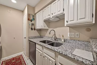 2120 Wilcrest Drive #220, Houston, TX 77042 - Photo 13