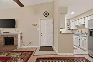 2120 Wilcrest Dr, Houston, TX 77042 - Photo 5