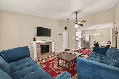 2120 Wilcrest Drive #220, Houston, TX 77042 - Photo 9