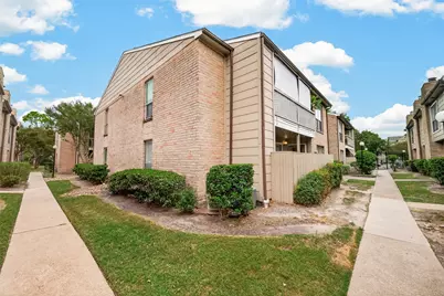 2120 Wilcrest Drive #220, Houston, TX 77042 - Photo 29