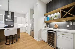 719 Thornton Rd, Houston, TX 77018 - Photo 5