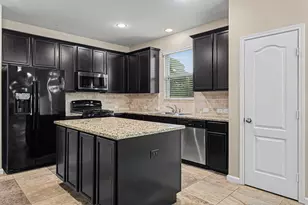 7011 Edwanna Ln, Spring, TX 77389 - Photo 9