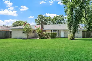 209 Pine Oak Dr, Highlands, TX 77562 - Photo 29