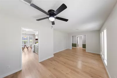 209 Pine Oak Drive, Highlands, TX 77562 - Photo 19