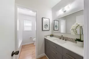 209 Pine Oak Dr, Highlands, TX 77562 - Photo 23