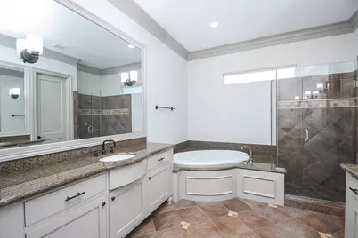 2702 Tudor Manor, Houston, TX 77082 - Photo 23