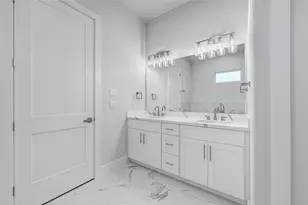 111 E 33rd St, Houston, TX 77018 - Photo 21