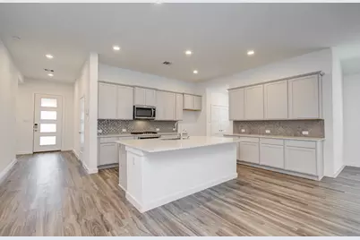 10011 Angelina Woods Lane, Conroe, TX 77384 - Photo 13