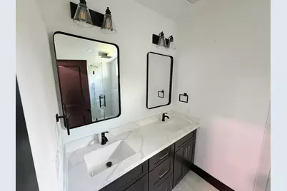 113 Delmar Street, Houston, TX 77011 - Photo 27