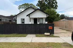 113 Delmar St, Houston, TX 77011 - Photo 1