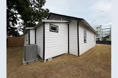 113 Delmar Street, Houston, TX 77011 - Photo 33