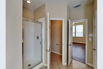 4919 Chase Wick Drive, Bacliff, TX 77518 - Photo 13