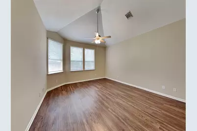 4919 Chase Wick Drive, Bacliff, TX 77518 - Photo 11