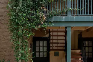 8299 Kingsbrook Rd, Houston, TX 77024 - Photo 3