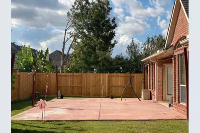 5219 Emerald Trace Court, Sugar Land, TX 77479 - Photo 33