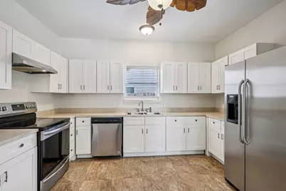 4822 S Fairfax Village Circle, Spring, TX 77373 - Photo 5