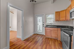 1017 11th St, Galveston, TX 77550 - Photo 9