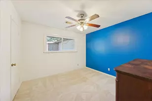 143 Machemehl Dr, Bellville, TX 77418 - Photo 13