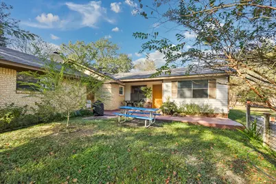 143 Machemehl Drive, Bellville, TX 77418 - Photo 5