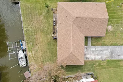 214 Yaupon Drive, Baytown, TX 77520 - Photo 15