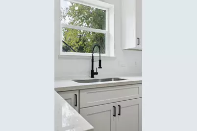 422 New Hampshire Street #A, Houston, TX 77029 - Photo 3