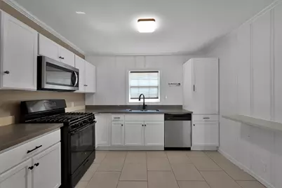 416 Milwaukee - Rear Unit Street, Houston, TX 77009 - Photo 9