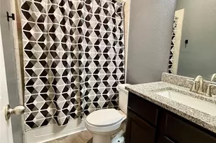 315 Woodhaven Dr, West Columbia, TX 77486 - Photo 11