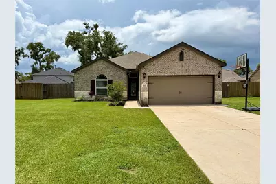 315 Woodhaven Drive, West Columbia, TX 77486 - Photo 3