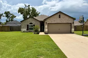 315 Woodhaven Dr, West Columbia, TX 77486 - Photo 3