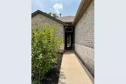 315 Woodhaven Drive, West Columbia, TX 77486 - Photo 3