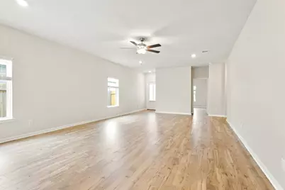 15550 Caramel Springs Drive, Conroe, TX 77303 - Photo 5