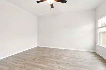 15550 Caramel Springs Drive, Conroe, TX 77303 - Photo 13