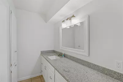 2727 Briarhurst Drive #2, Houston, TX 77057 - Photo 15
