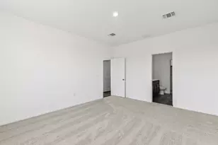 311 Ruby Frd Dr, Baytown, TX 77523 - Photo 13